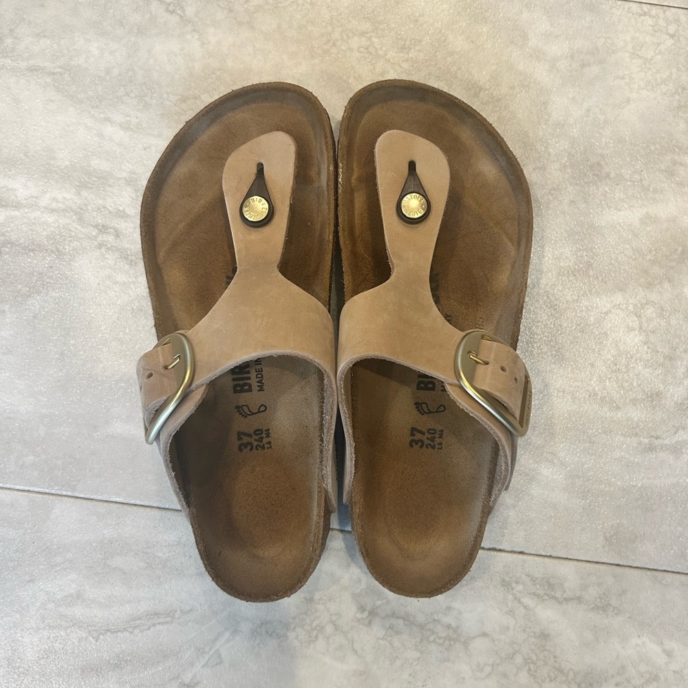 Birkenstock Gizeh Big Buckle Sandlas